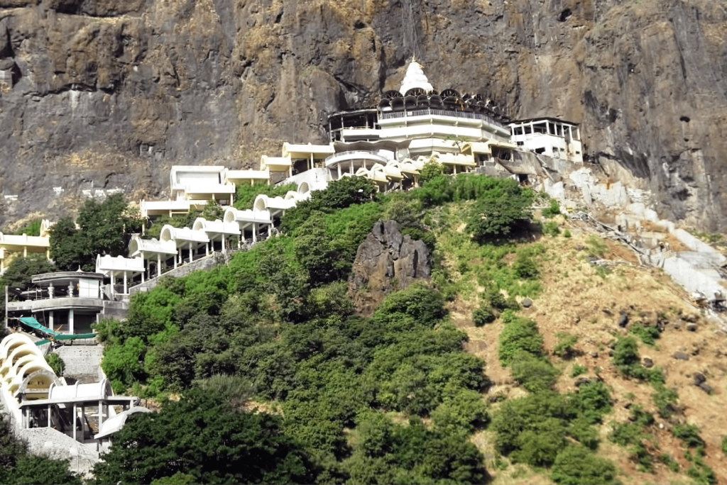 Planning a Trip to Nashik? Find the Perfect Villa on Travostay